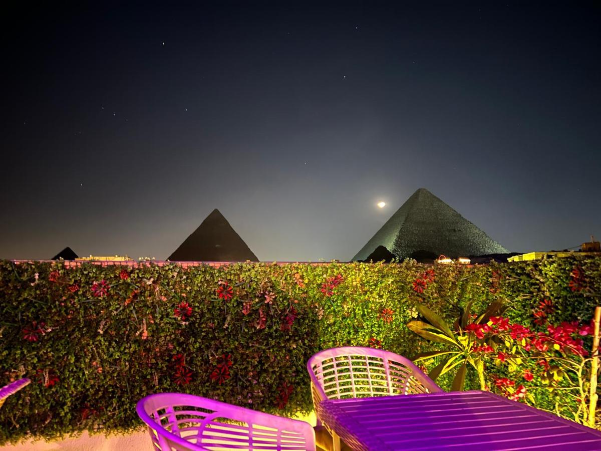 Pyramids Top In Le Caire Extérieur photo